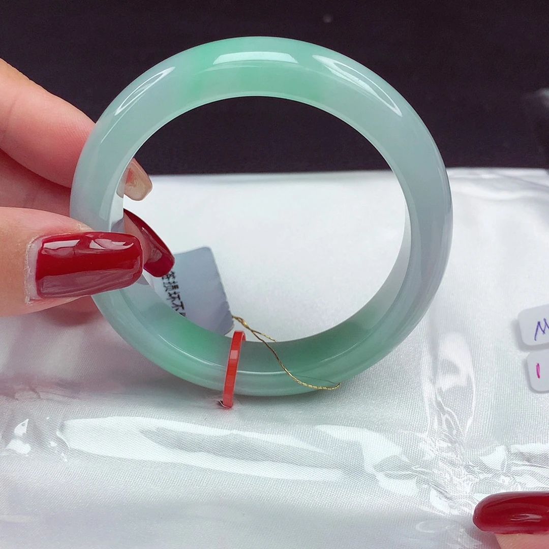 兔***活未镶嵌手镯翡翠54圈744