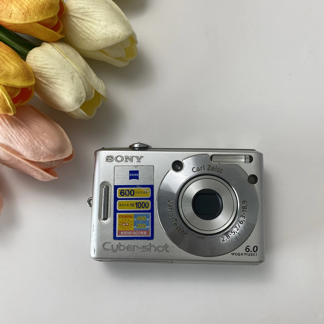 8新 Sony/索尼 索尼W30 600万像素 3倍光学变焦 清透氛围感