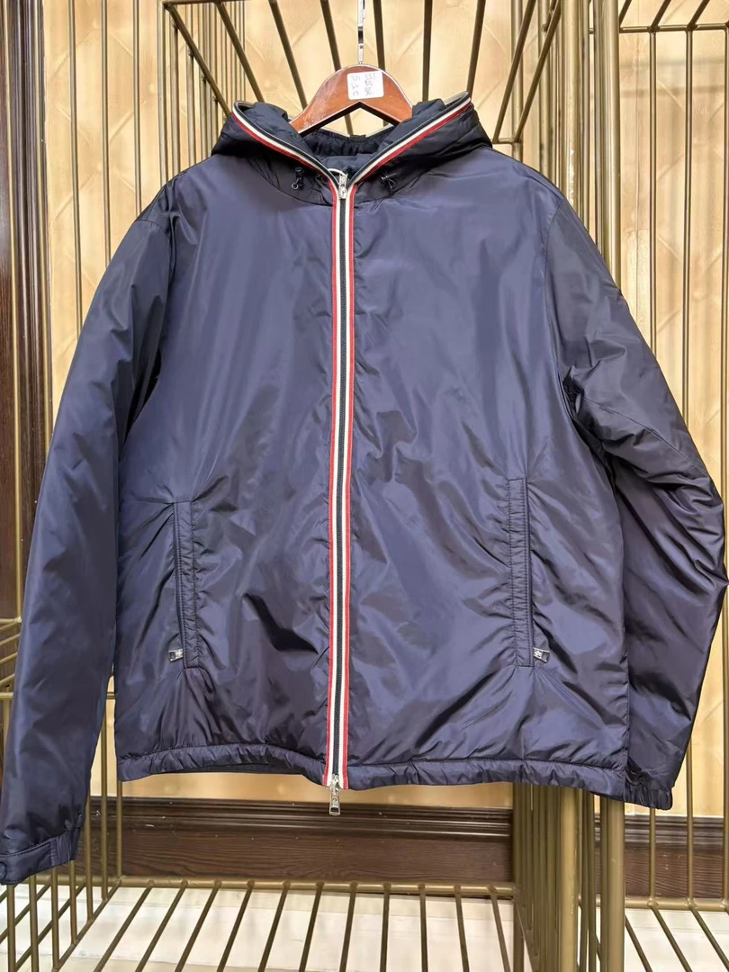 010-男士秋冬轻薄连帽羽绒服