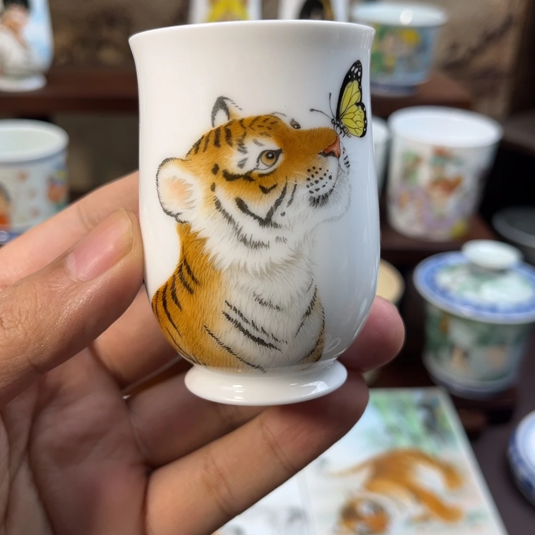 手绘老虎闻香杯子