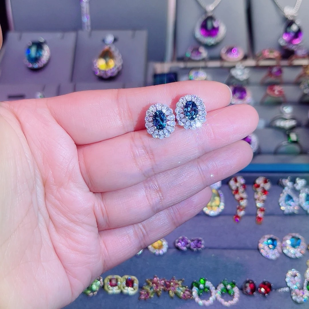 银S925镶嵌托帕石耳饰