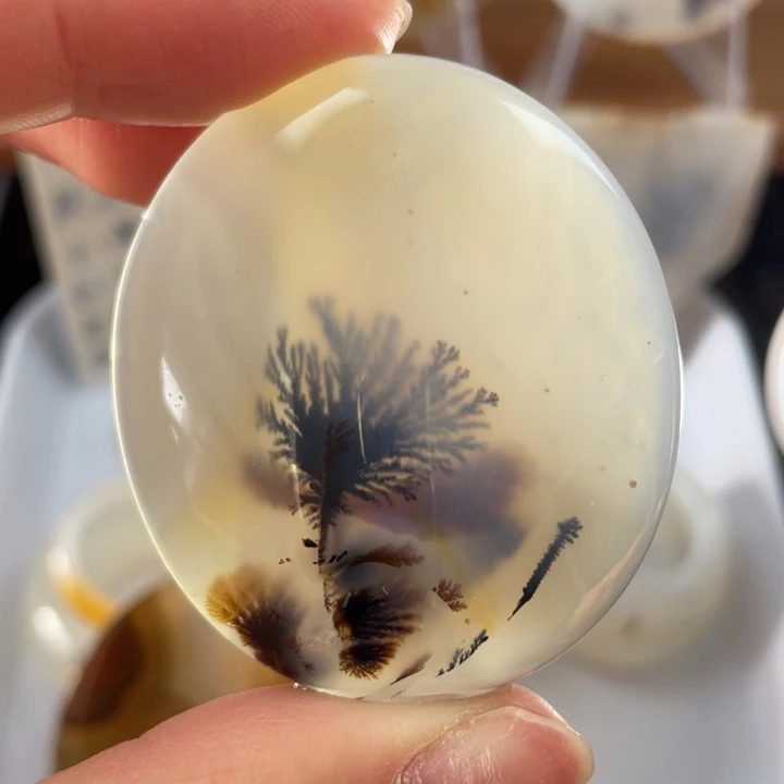 玛瑙/玉髓未镶嵌牌子