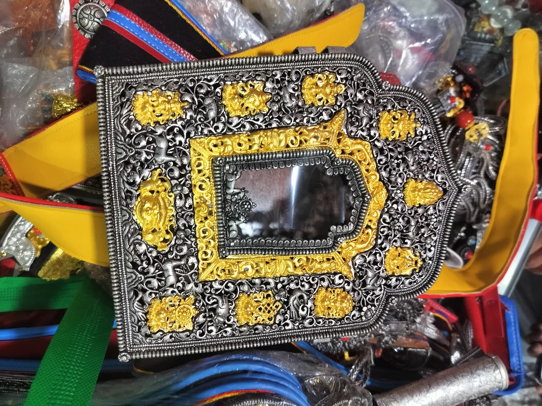 结婚演出配饰精品