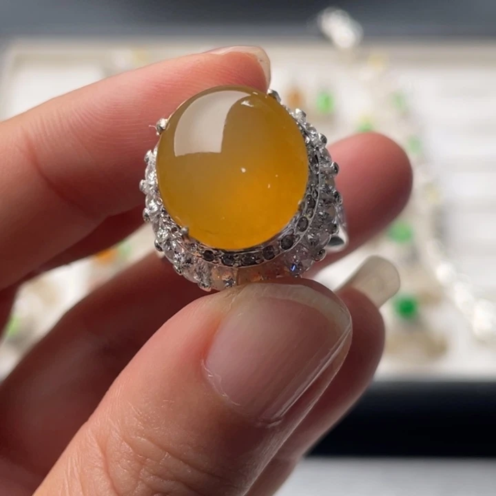 定制翡翠未镶嵌冰黄蛋面