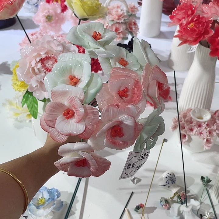 瓷片德化工厂陶瓷手工捏花