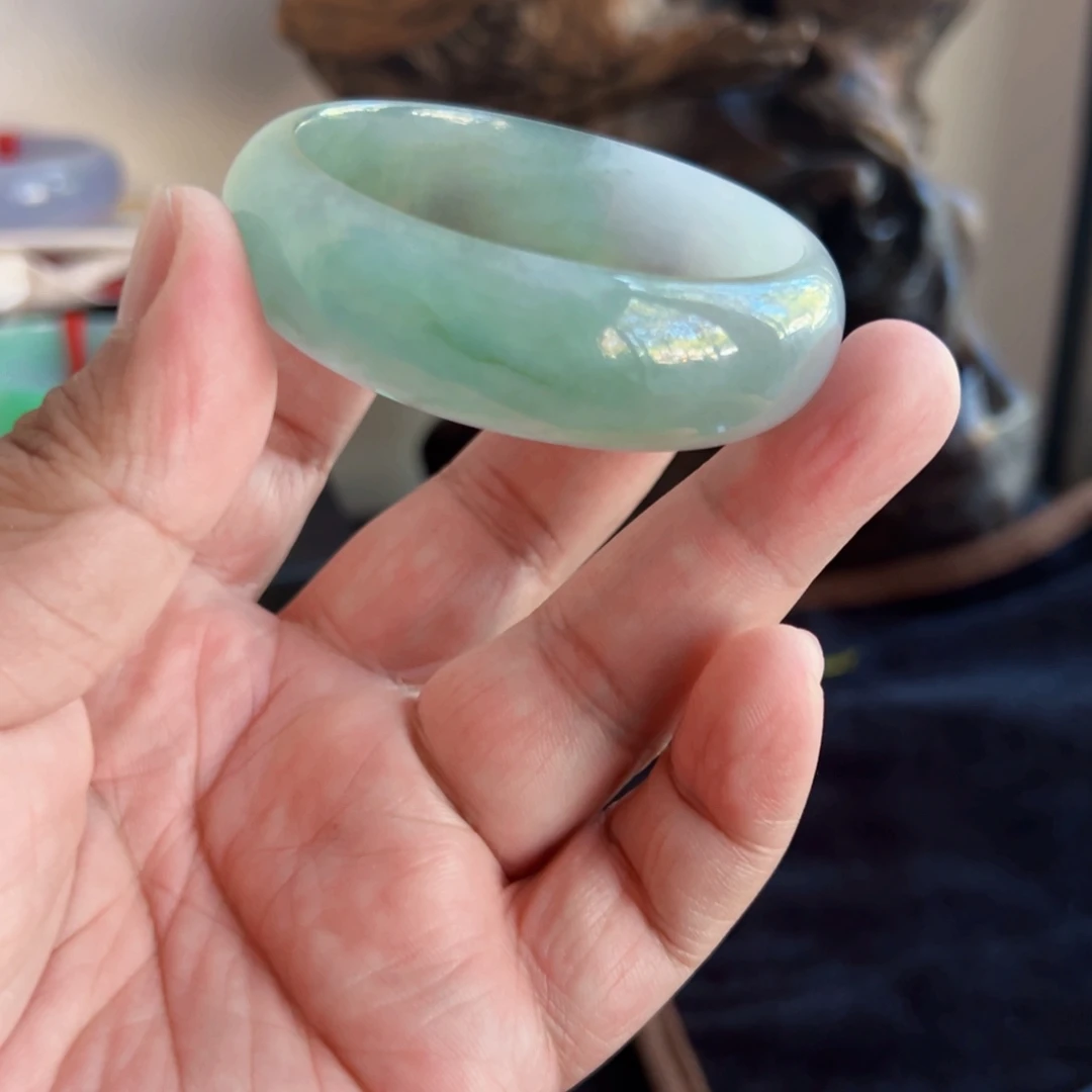 翡翠未镶嵌手镯圈口52/53