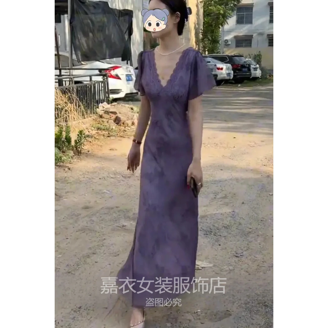 2025夏季热款潮流洋气气质显瘦女士百搭网红时尚新款连衣裙彰显独