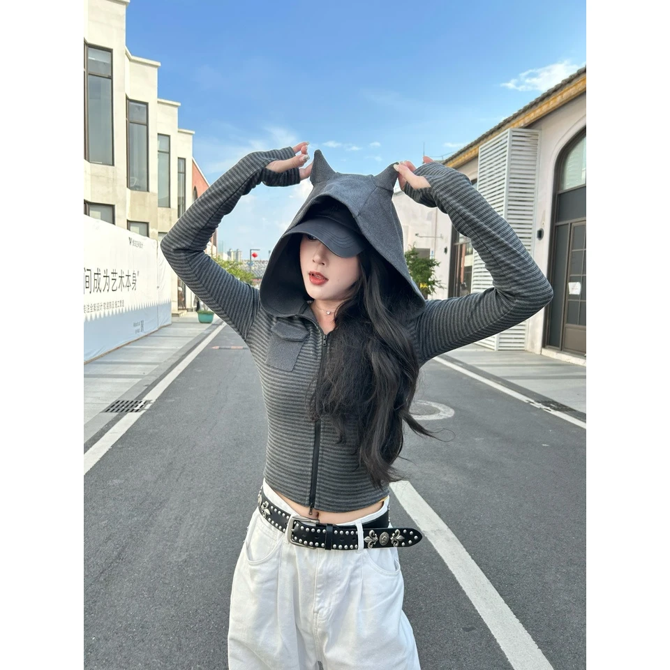 灰色条纹修身连帽衫女2025秋季美式复古短款上衣开衫卫衣打底外套