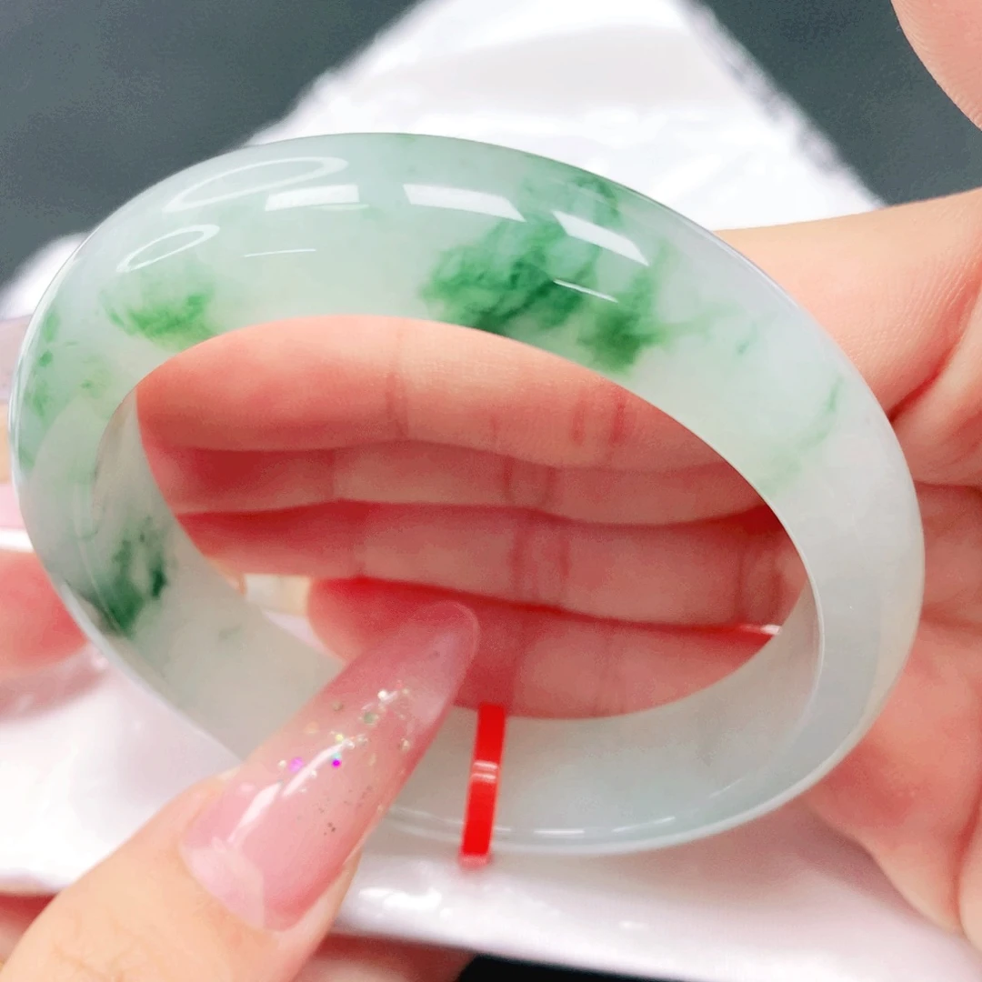 翡翠未镶嵌手镯58贵