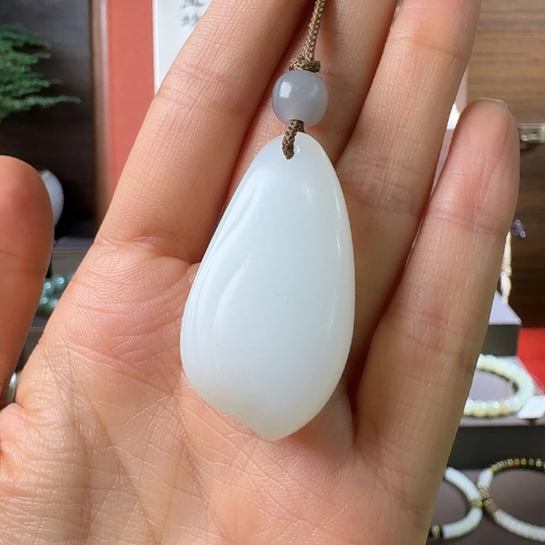 ****和田玉未镶嵌手链