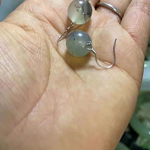 岫玉耳环未镶嵌一对多样性发货