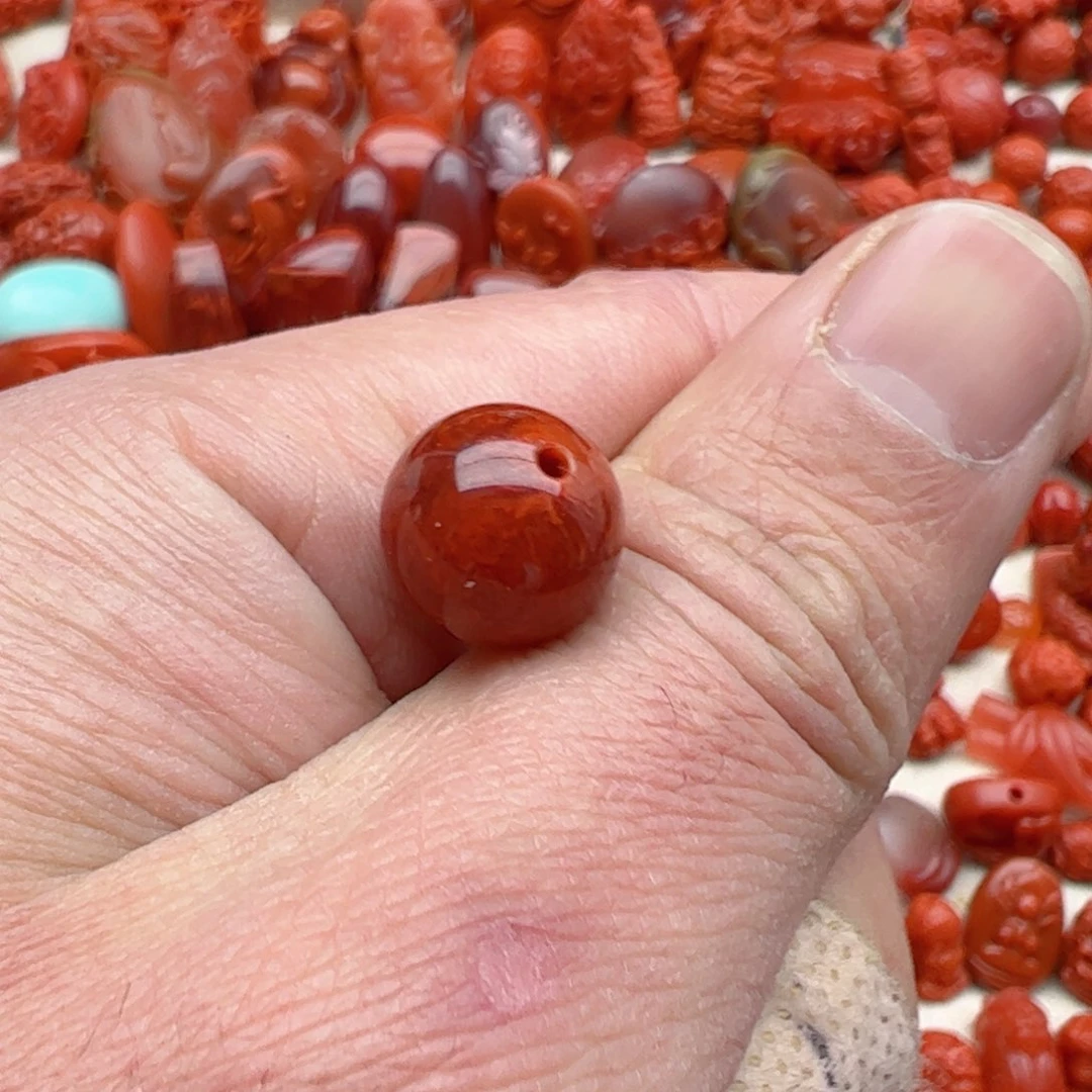 南红玛瑙配饰未镶嵌