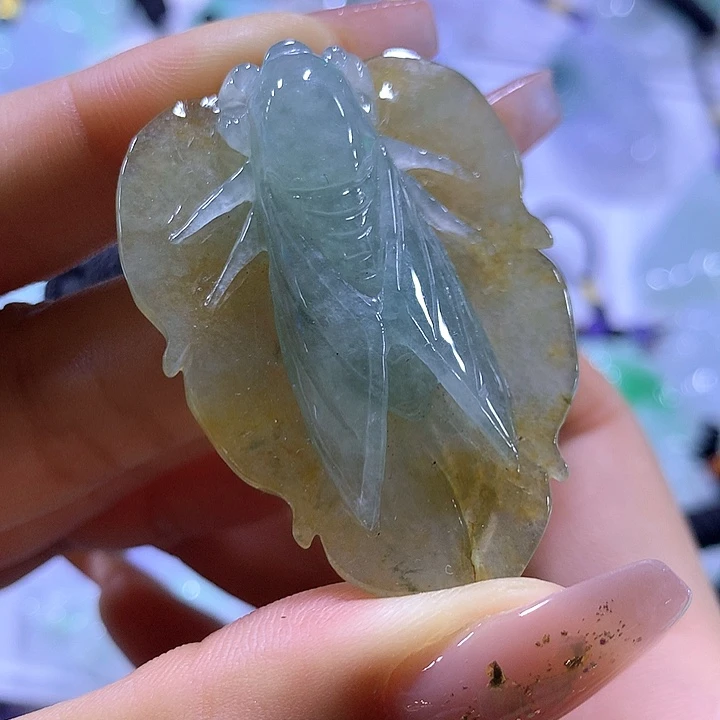 翡翠未镶嵌颈饰天然翡翠A货吊坠