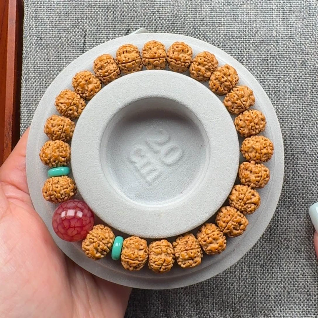 金刚菩提吊坠花王