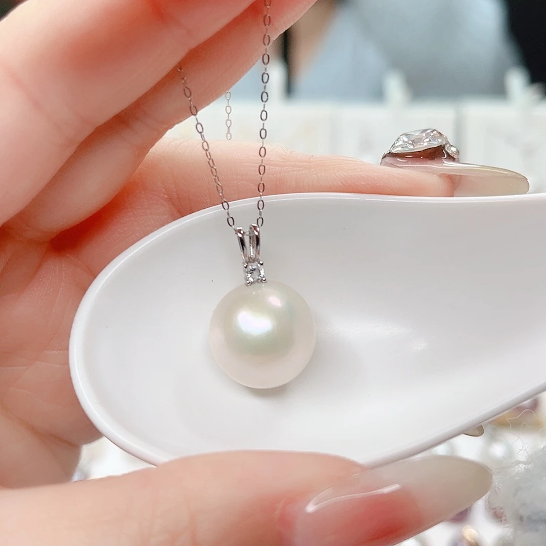 银S925镶嵌吊坠(赠链)淡水珍珠