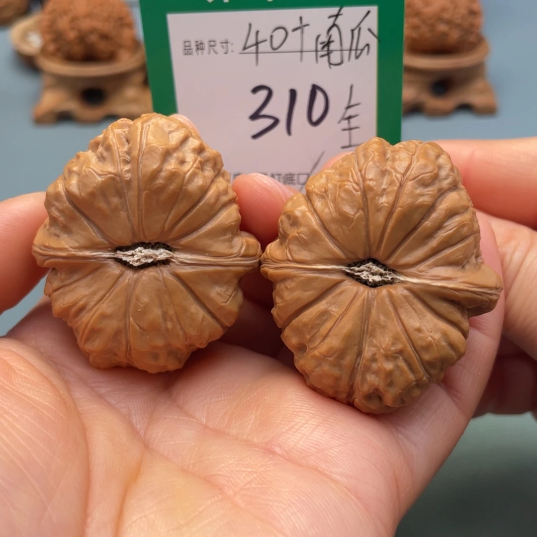 桃核把件文玩核桃