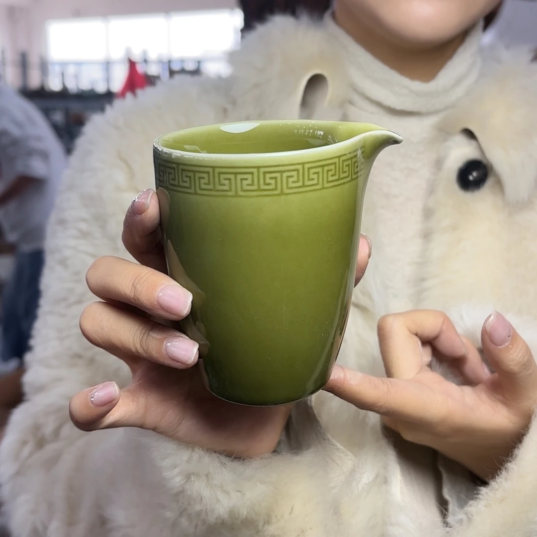 龙泉云间青瓷小米茶器