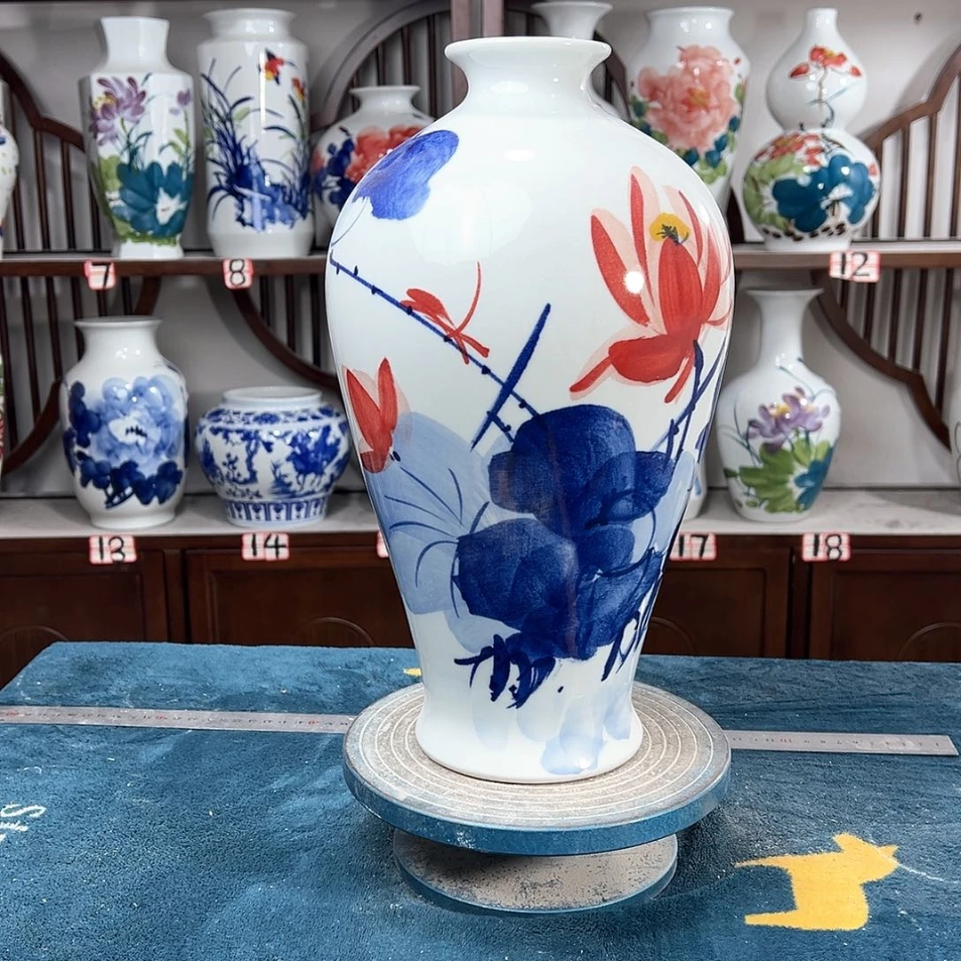 摆件景德镇陶瓷梅红荷