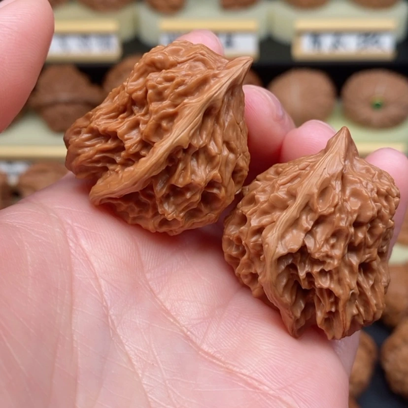 【闪购商品】文玩核桃吊坠T***菽小鸟