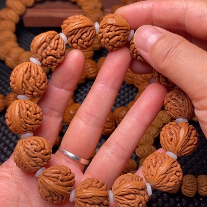 桃核手串龙纹桃核