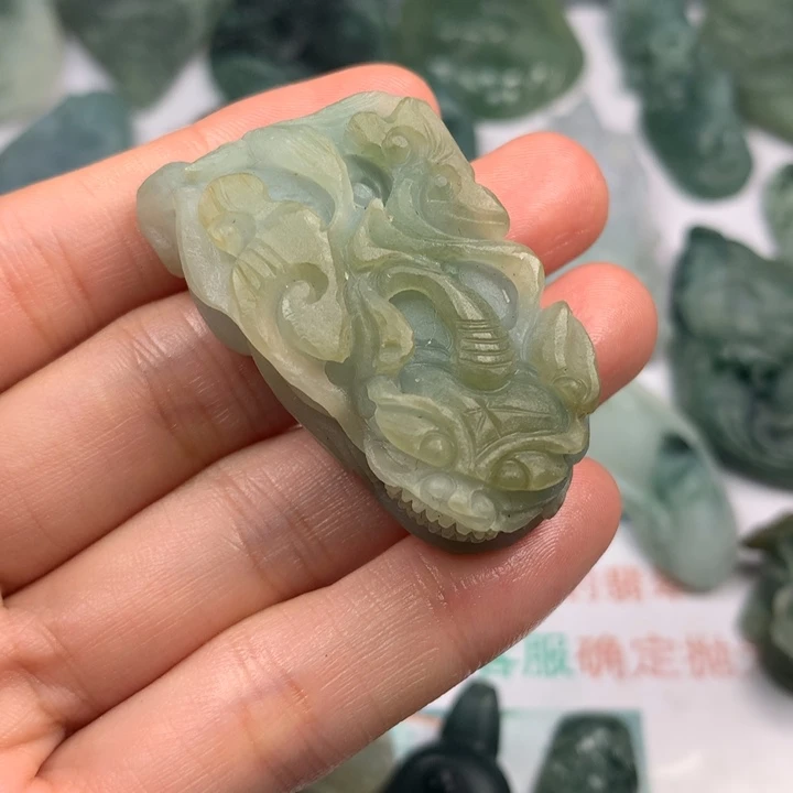 形***？未镶嵌定制翡翠翡翠