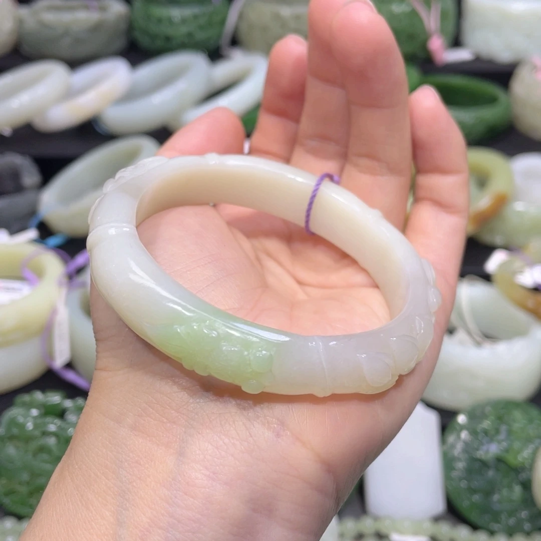 和田玉手镯未镶嵌22