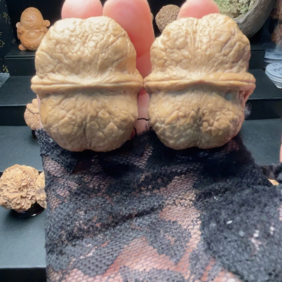 文玩核桃把件方尊…………