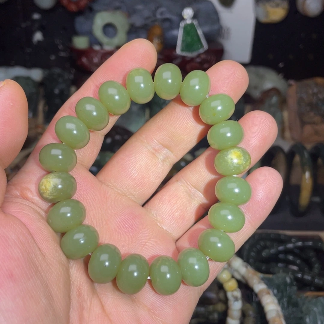 岫岩老玉（透闪石质玉）未镶嵌颈饰14×10