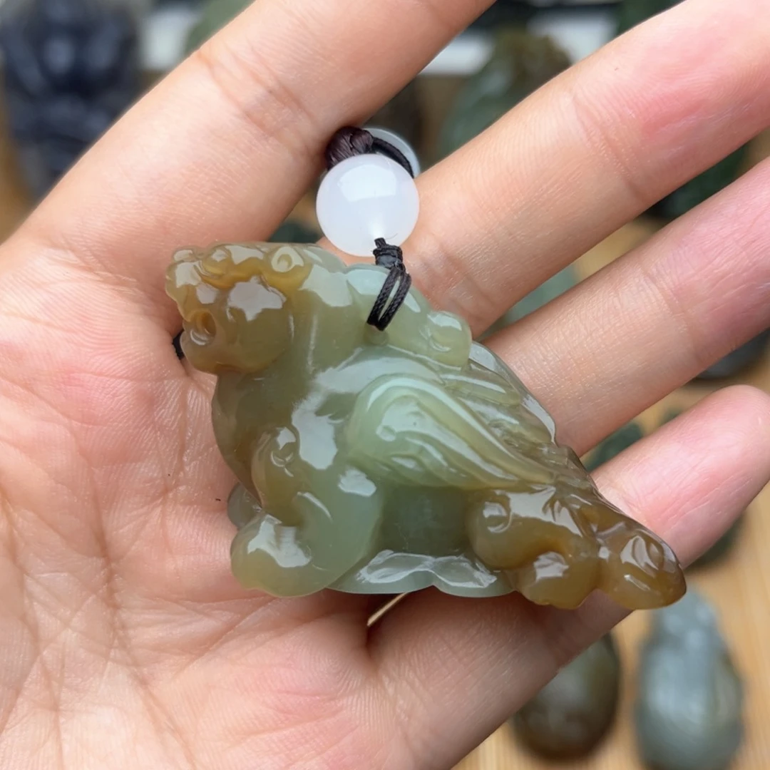 和田玉未镶嵌挂件