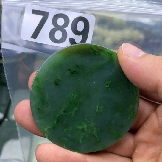 和田玉未镶嵌珠宝半成品