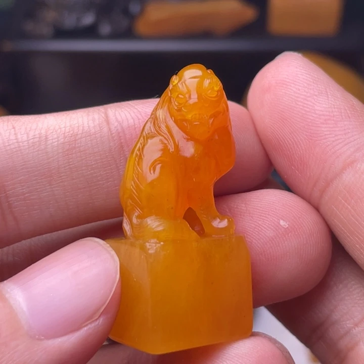 田黄石学**诚寿山田黄石