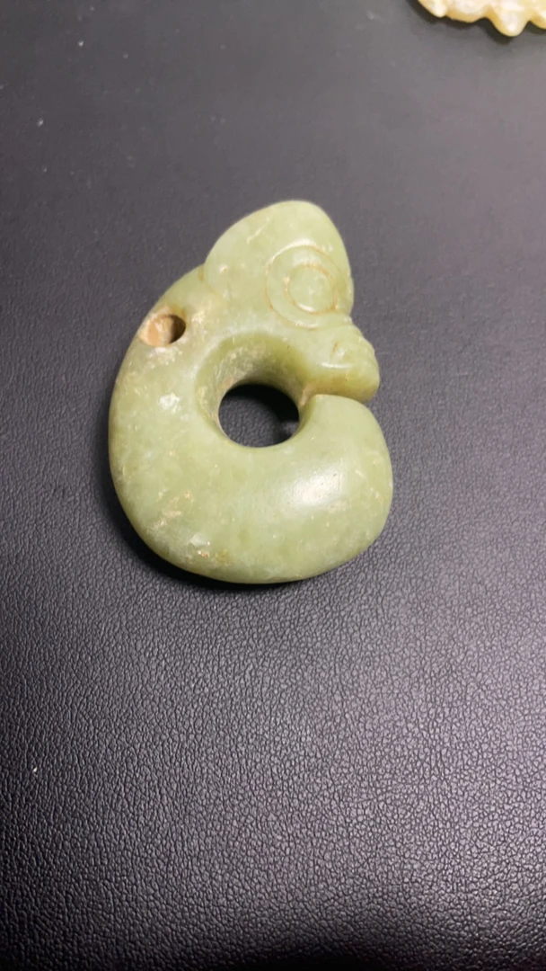 河磨奇石猪笼型件