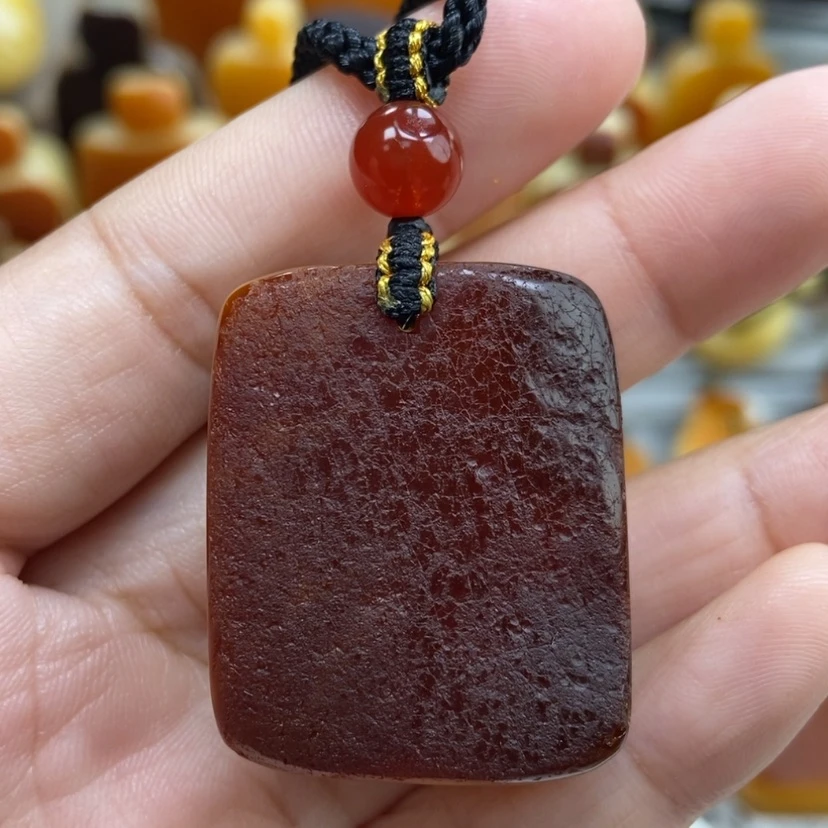 【闪购商品】琥珀颈饰未镶嵌