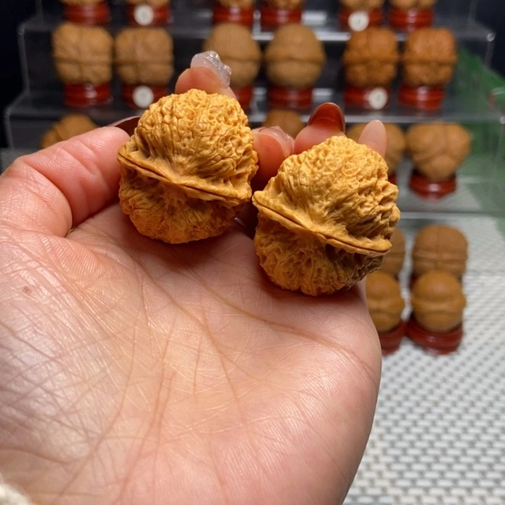 文玩核桃把件40火凤金蟾