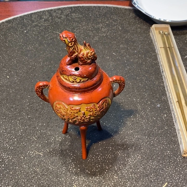 月***亮瓷片陶瓷艺术品制作工艺品