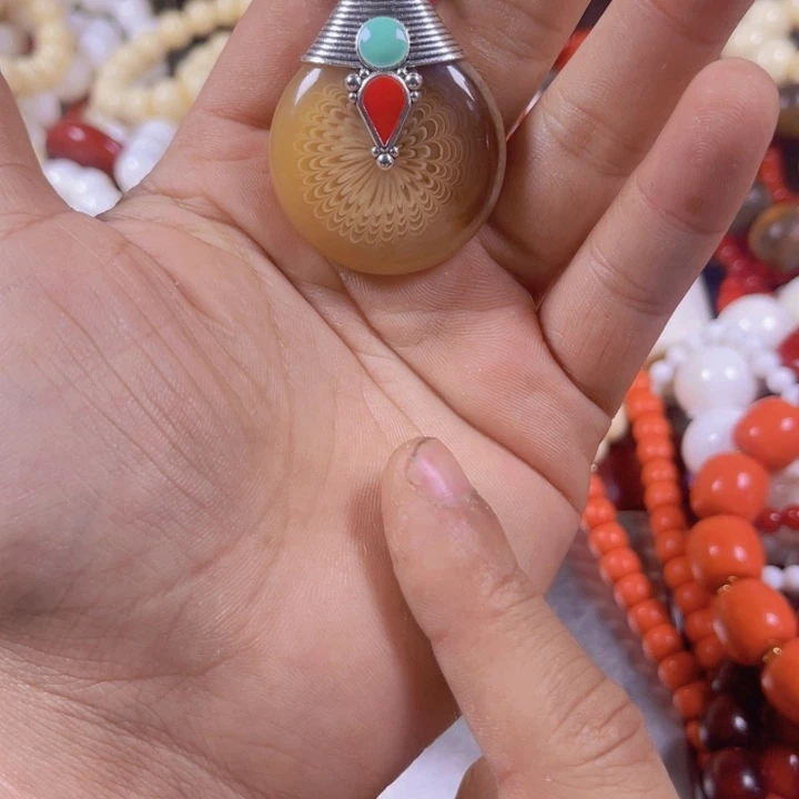 花梨木类可可吊坠花梨木