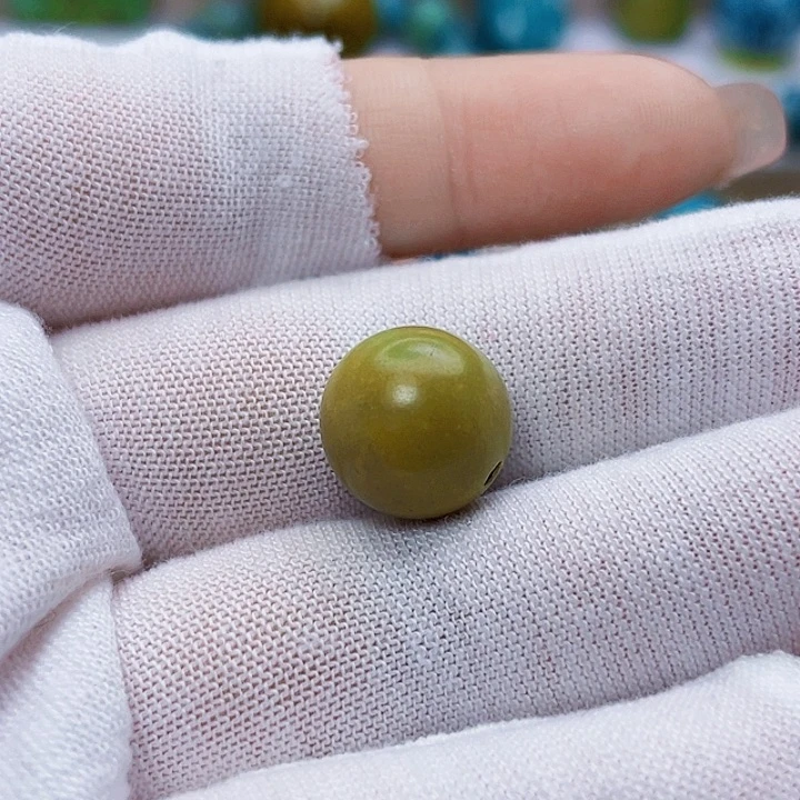 绿松石未镶嵌饰品