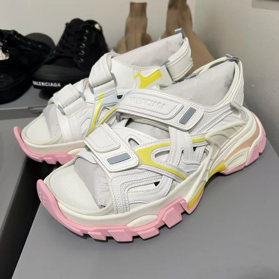 全新未使用 Balenciaga/巴黎世家 /七七/多巴胺女凉鞋