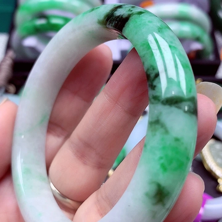 未镶嵌手镯翡翠翡翠