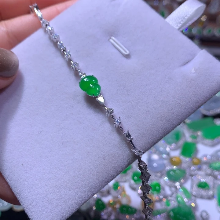 翡翠18K金镶嵌手链