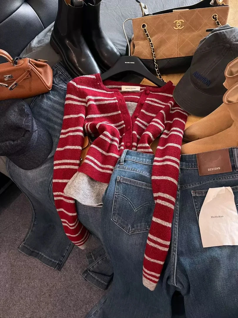 休闲2025冬季新款洋气复古风百搭显瘦条纹假两件设计感针织衫毛衣