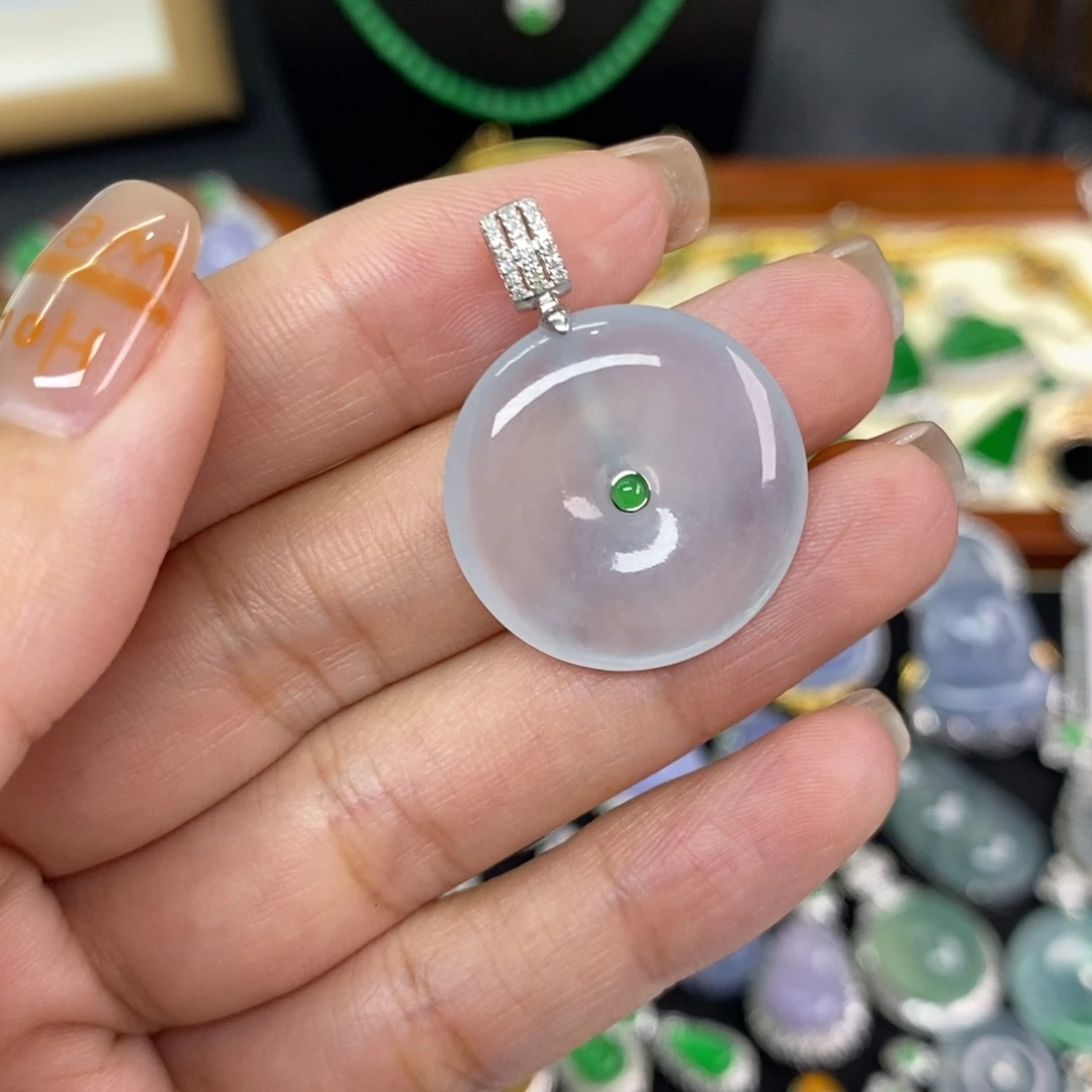 翡翠18K金镶嵌颈饰A货翡翠