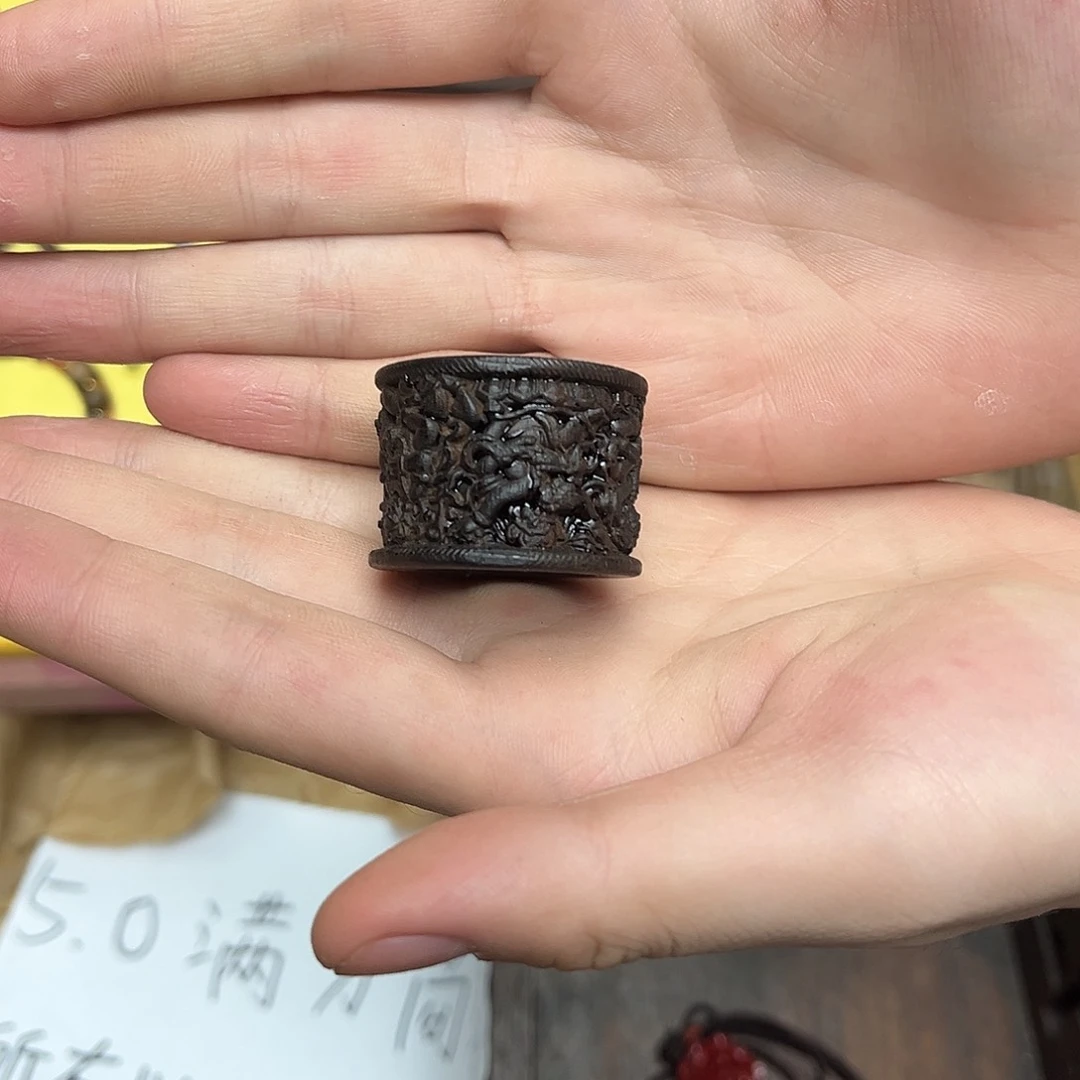 大叶紫檀（黑酸枝木类）