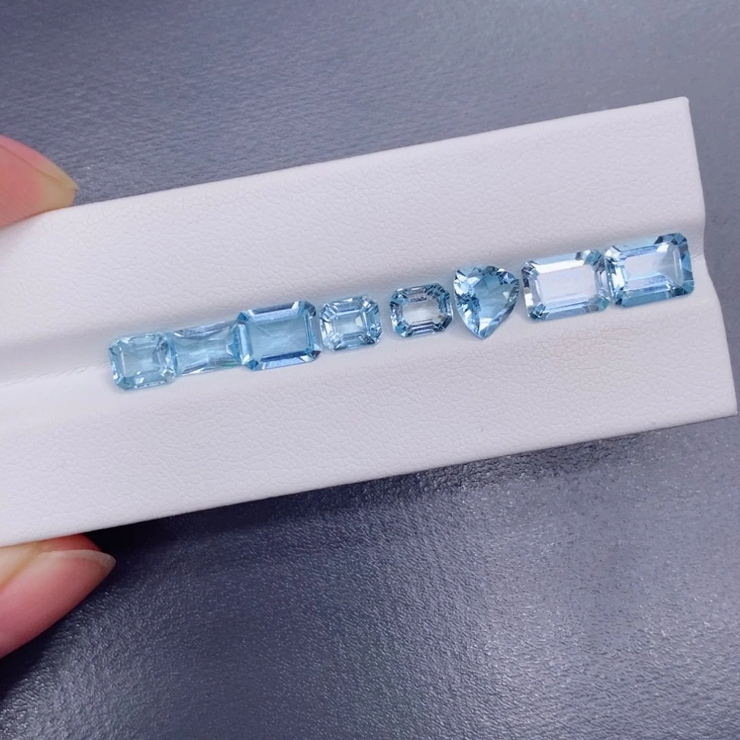 裸石海蓝宝石300一克拉，仅供展示，挑好上定向