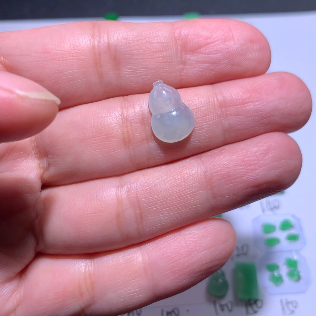 颈饰未镶嵌翡翠葫芦