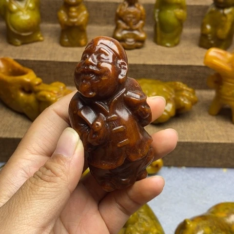 蛇纹石玉未镶嵌颈饰90