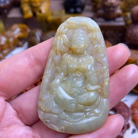 蛇纹石玉未镶嵌颈饰95