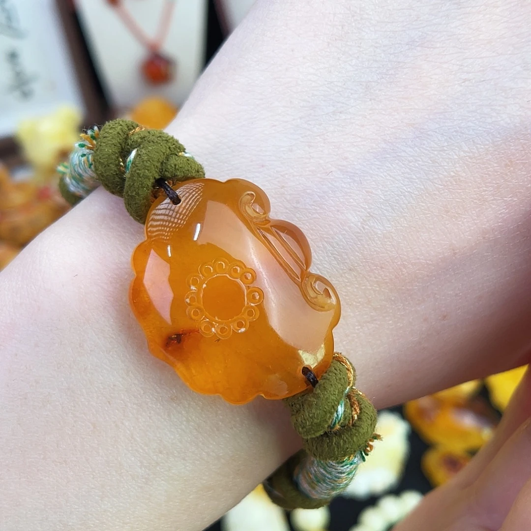 琥珀未镶嵌珠宝奇石