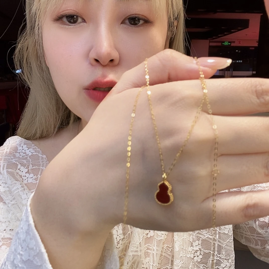 玛瑙/玉髓18K金镶嵌颈饰葫芦k黄