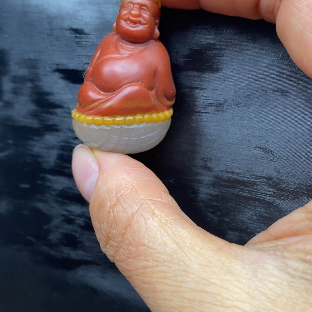 石英质玉（黄龙玉）颈饰未镶嵌